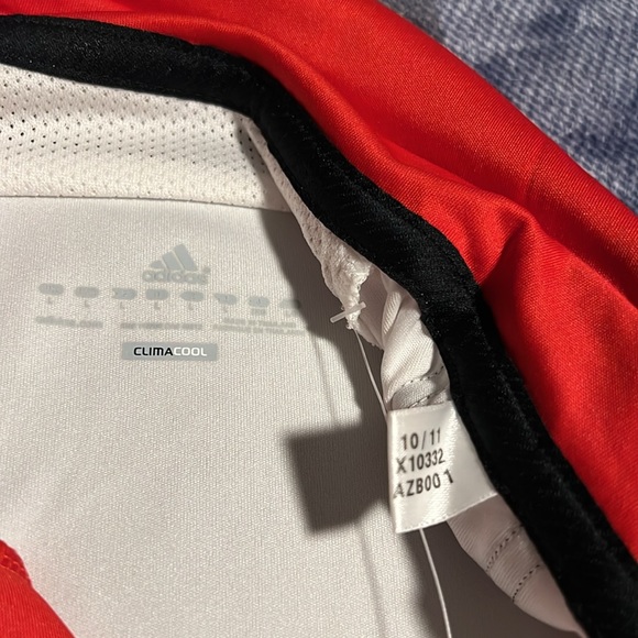 SOLD: Vintage DC United 2012 MLS adidas away jersey - Picture 6 of 10